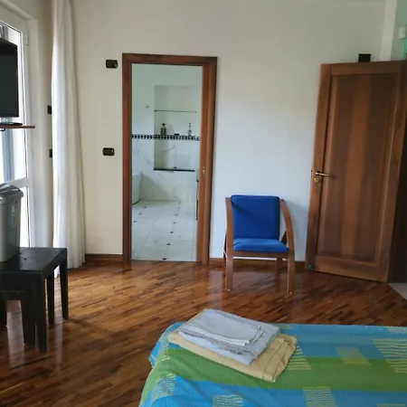 Benvenuti In Casa Abruzzo לינה וארוחת בוקר